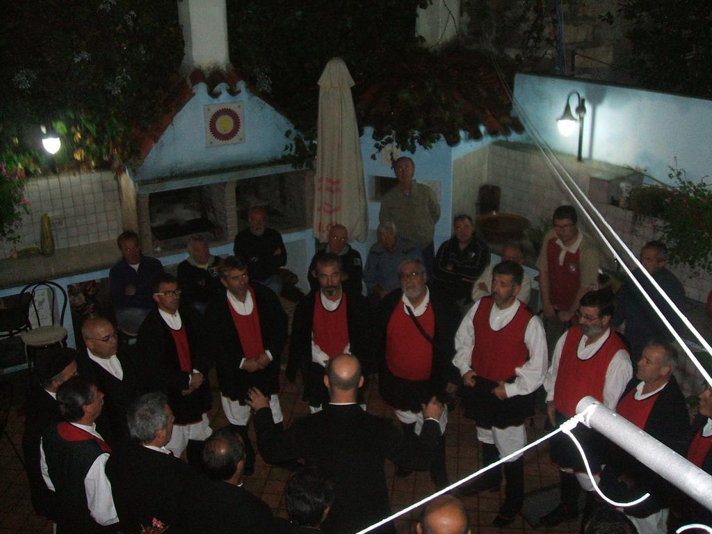 Su Cantaru Guesthouse Villanova Monteleone Bagian luar foto