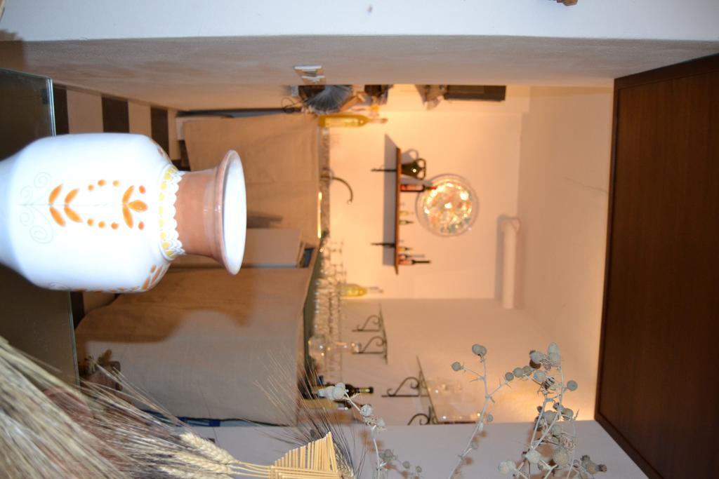 Su Cantaru Guesthouse Villanova Monteleone Bagian luar foto