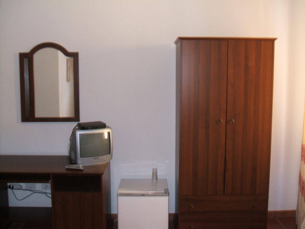 Su Cantaru Guesthouse Villanova Monteleone Bagian luar foto
