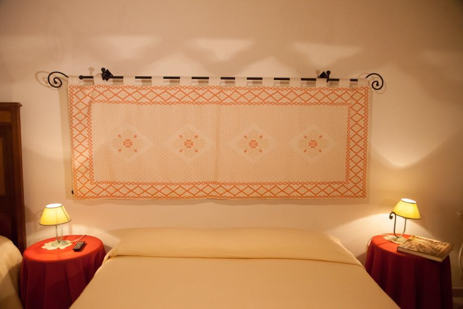 Su Cantaru Guesthouse Villanova Monteleone Ruang foto