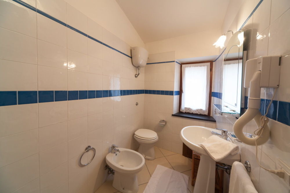 Su Cantaru Guesthouse Villanova Monteleone Bagian luar foto